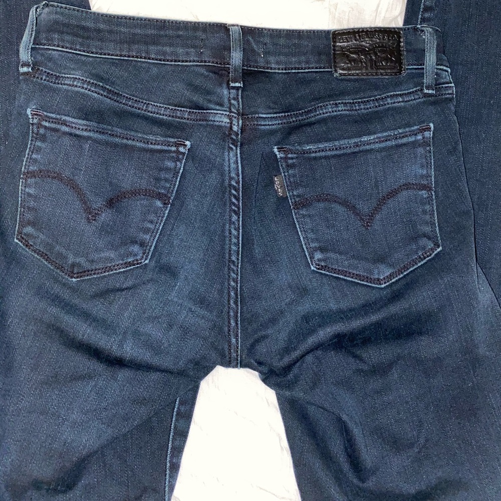 Levi’s 711 skinny jeans
